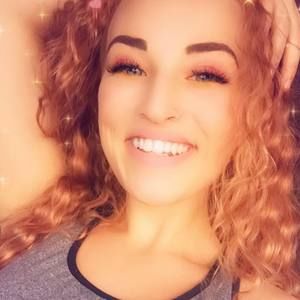 Meet your Posher, Hollye